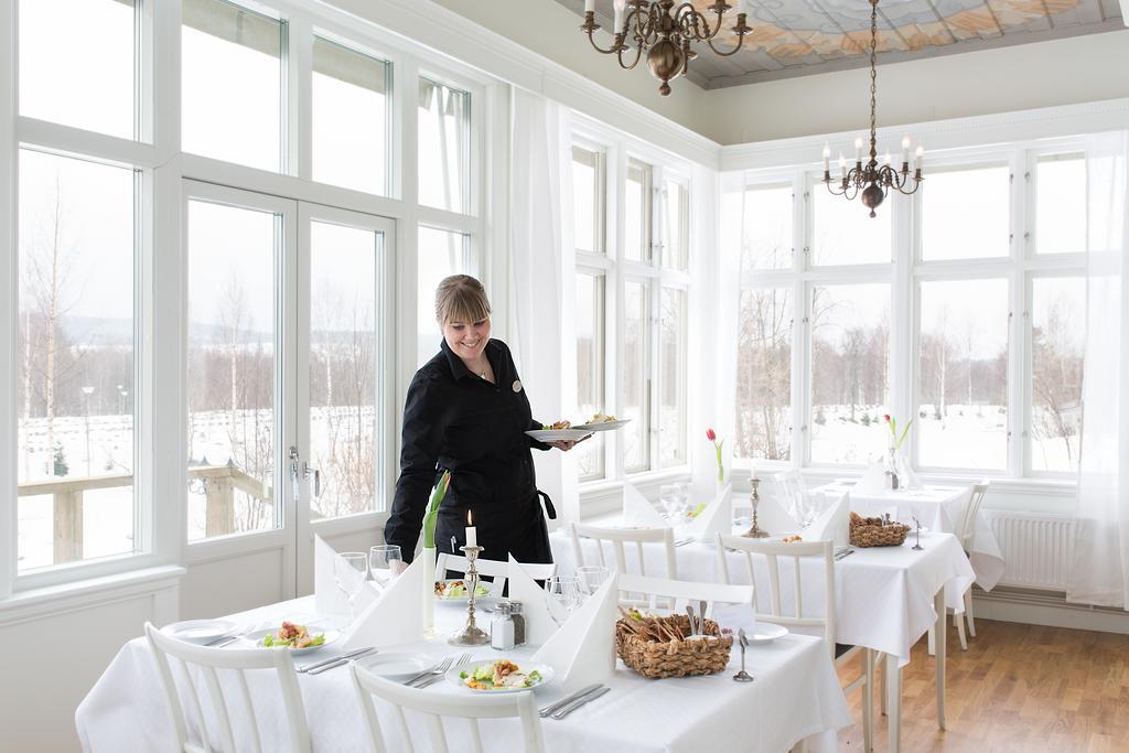 Stiftsgarden Konferens & Hotell เชลเลฟเตโอ ภายนอก รูปภาพ