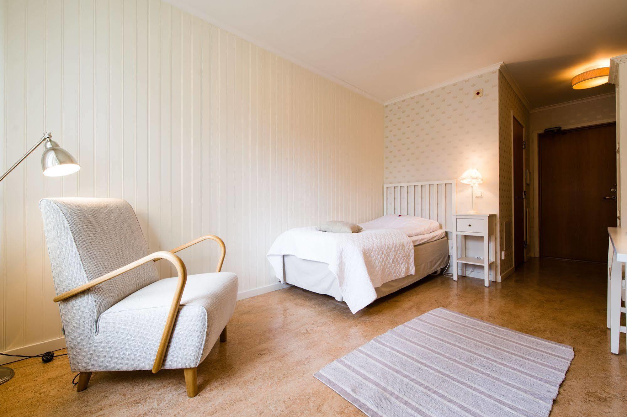 Stiftsgarden Konferens & Hotell เชลเลฟเตโอ ภายนอก รูปภาพ