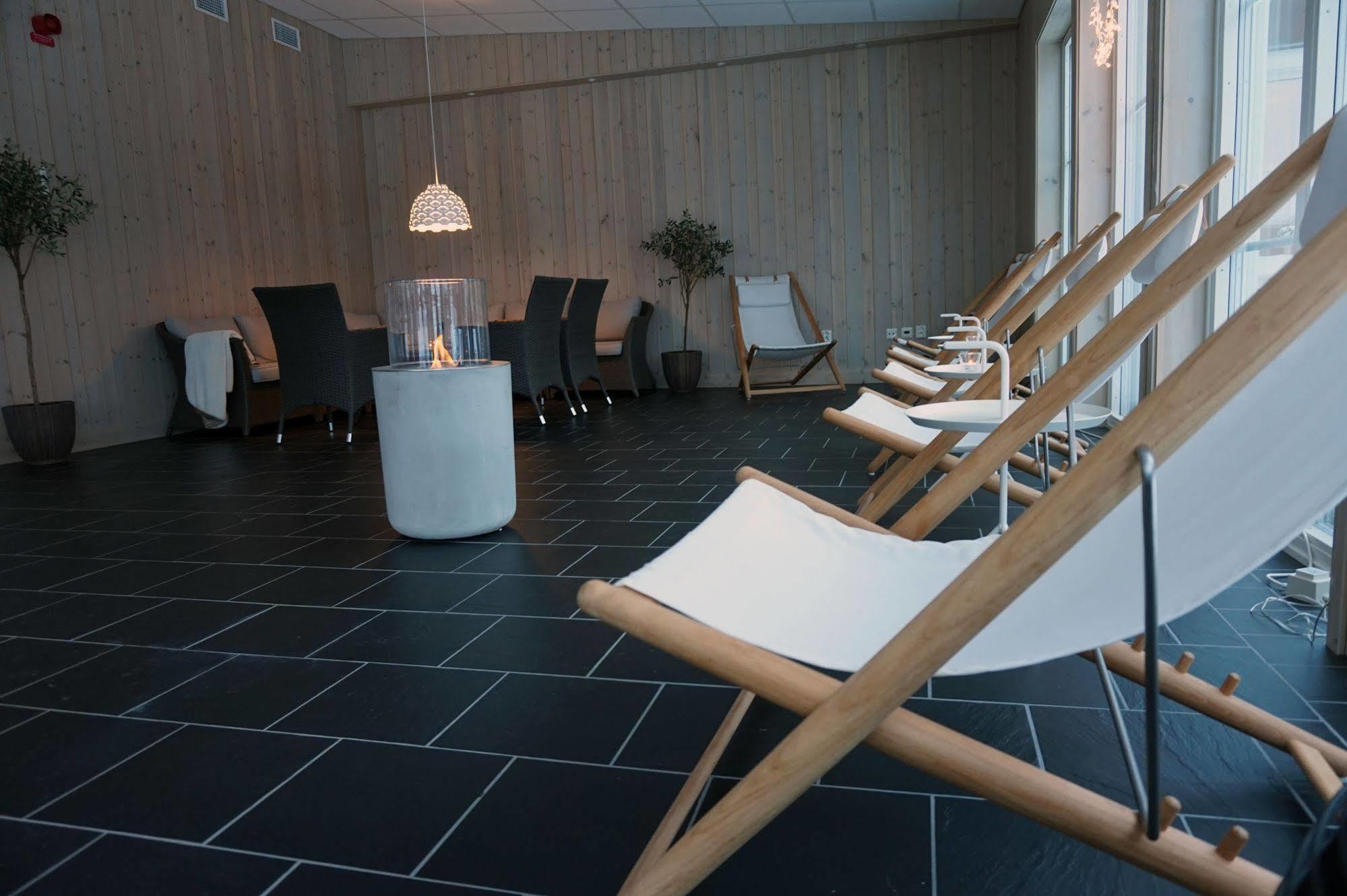 Stiftsgarden Konferens & Hotell เชลเลฟเตโอ ภายนอก รูปภาพ